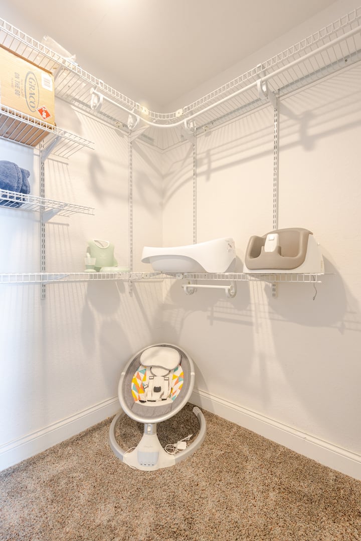 Villa Descanso: 15 min to beach, heated pool, BBQ!