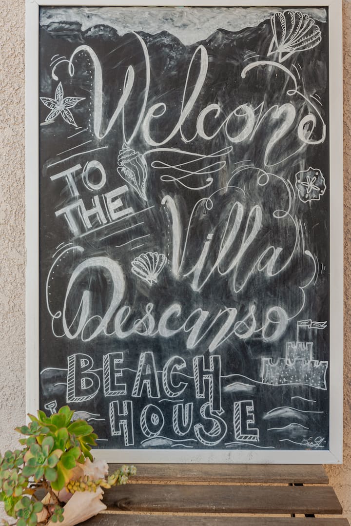 Villa Descanso: 15 min to beach, heated pool, BBQ!