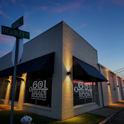 Escape This (Escape Rooms)