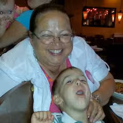 Villa Descanso: 15 min to beach, heated pool, BBQ!  -- Michele